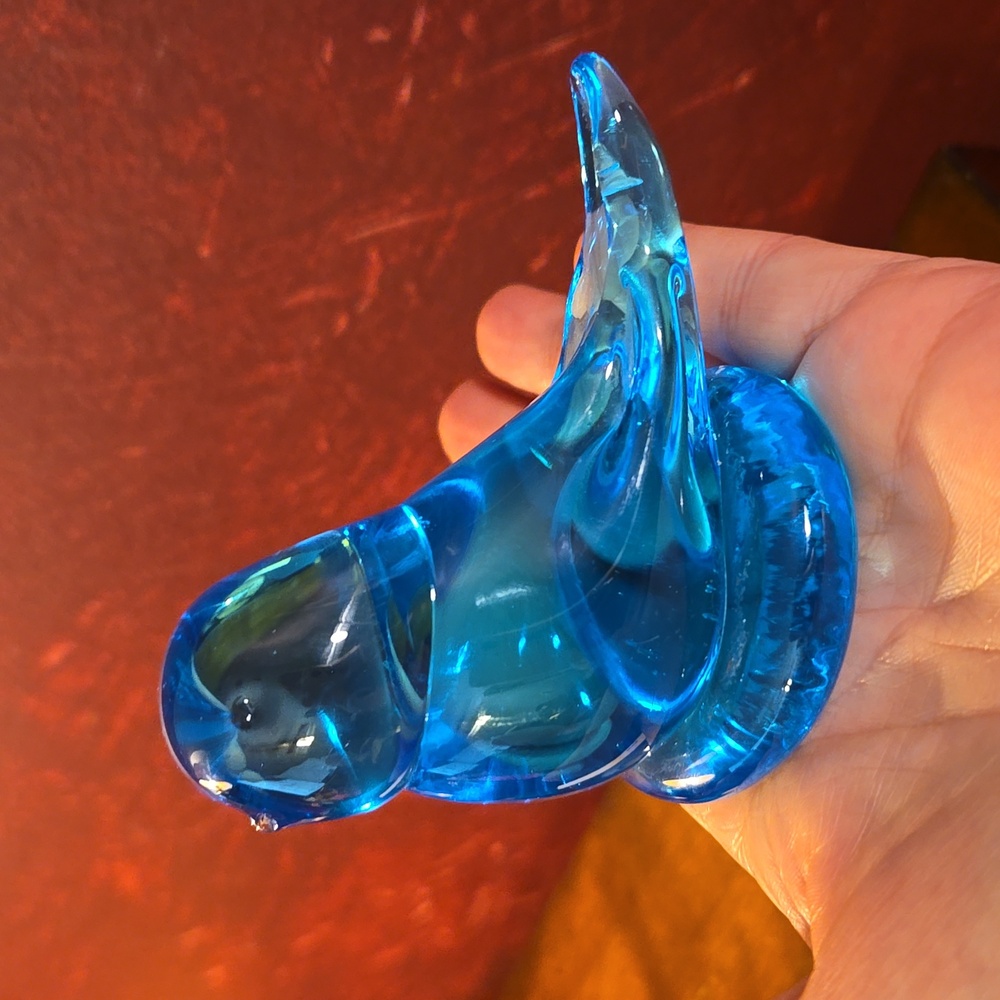 Leo Ward - Hand Blown - "Bluebird of Happiness" Art Glass Bird Figurine